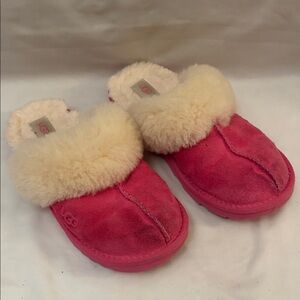 UGG Kids Hot Pink Suede Slip-On Slippers with Cream Shearling Cuff